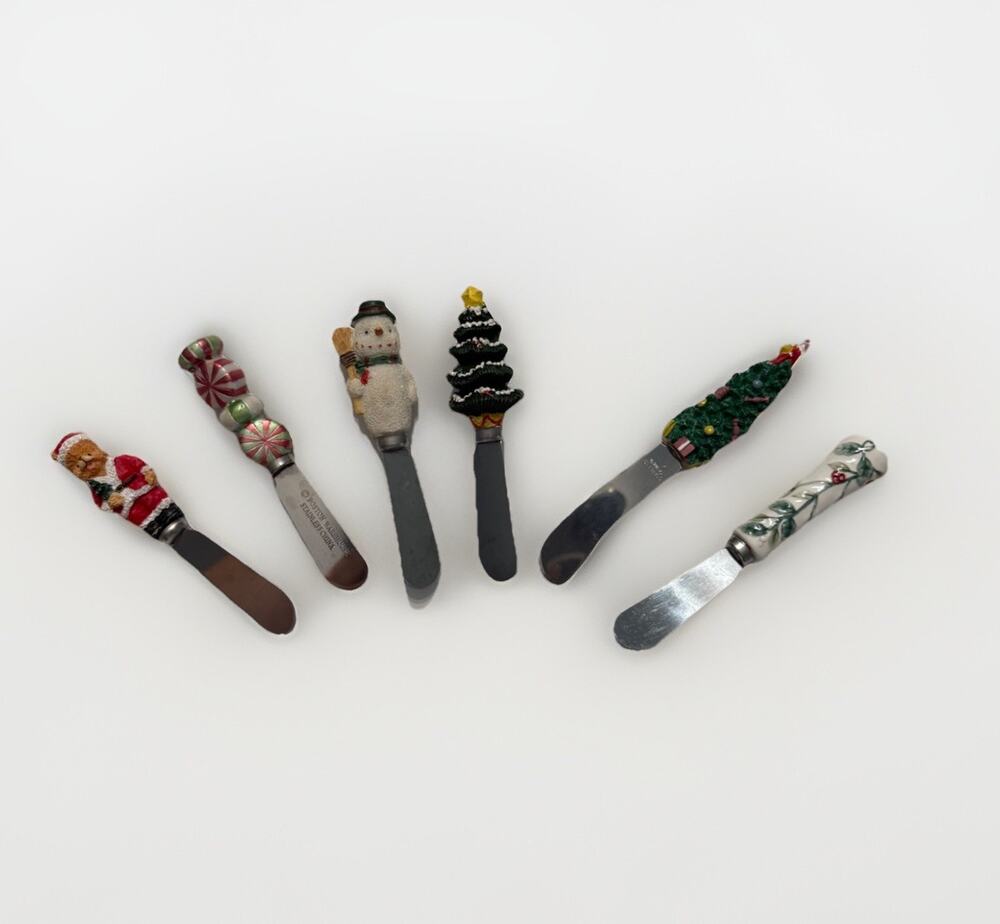 Boston Warehouse Christmas Resin Handle Cheese Spreaders Set of 6 Santa Snowman